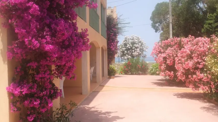 T3 2 steps from the beach and 150m from the town center - Image 1