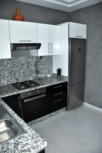 Luxury apartment - Image 1