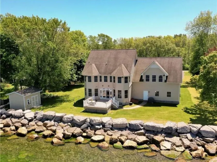 MM Properties Lake Ontario: The Oasis - Image 1