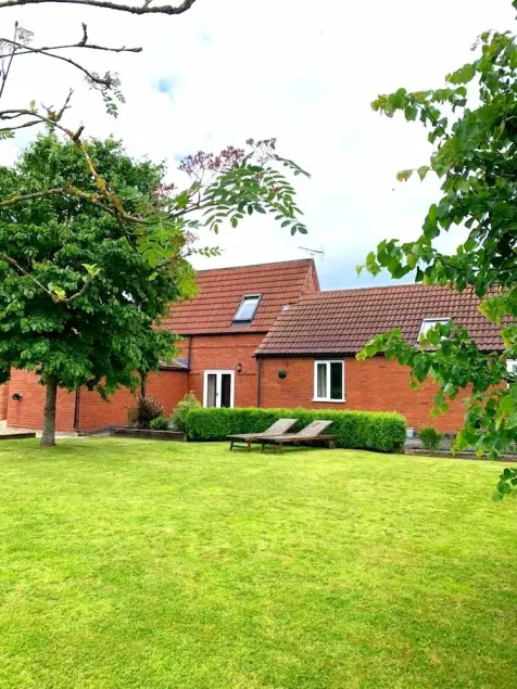 Ivy Cottage,  is a stunning Barn Conversion, Situated On A Working Family Farm - Image 1