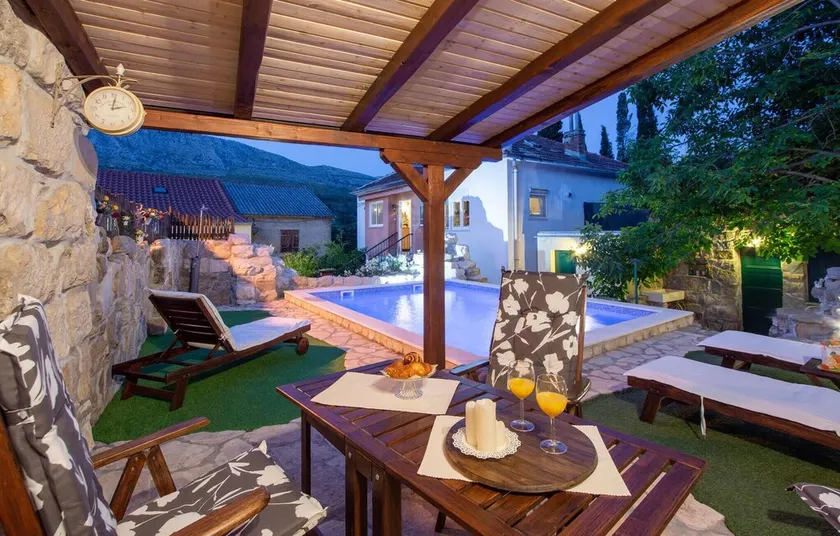 Lovely Home In Srinjine - Image 1