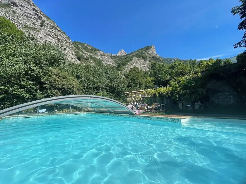 Spaziosa casa rustica per gli amanti della natura, ambiente eccezionale. - Image 1