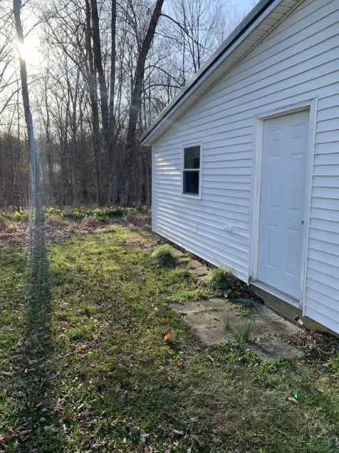 Athens County Getaway - Image 1