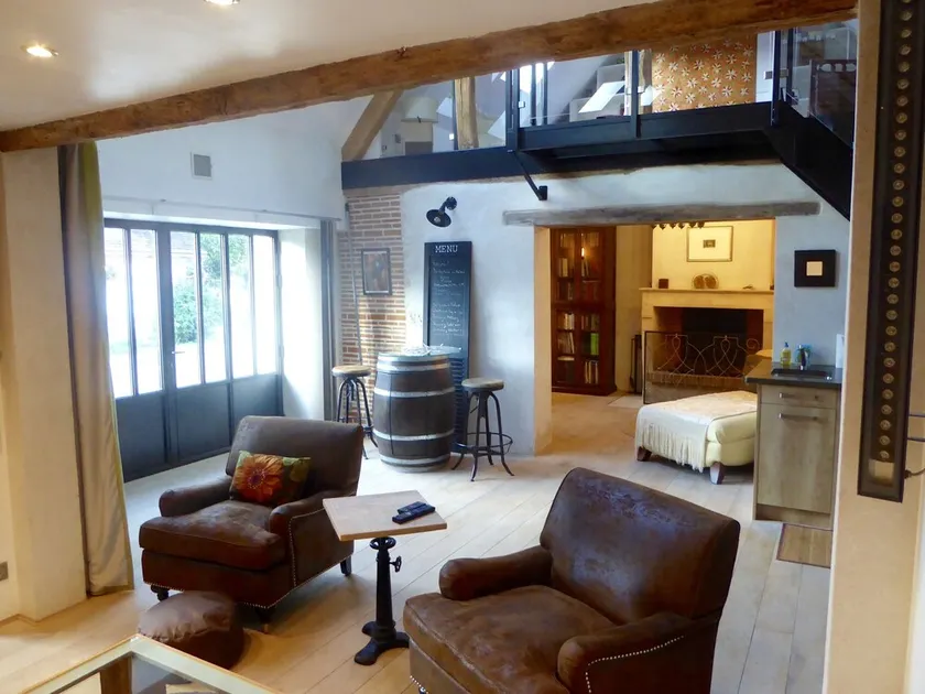 A Cozy, Techy, Lofty Barn in the Heart of the Loire Valley Grands Chateaux Area  - Image 1