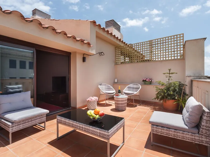25km Barcelona · Duplex with 2 terraces and close to the beach - Image 1