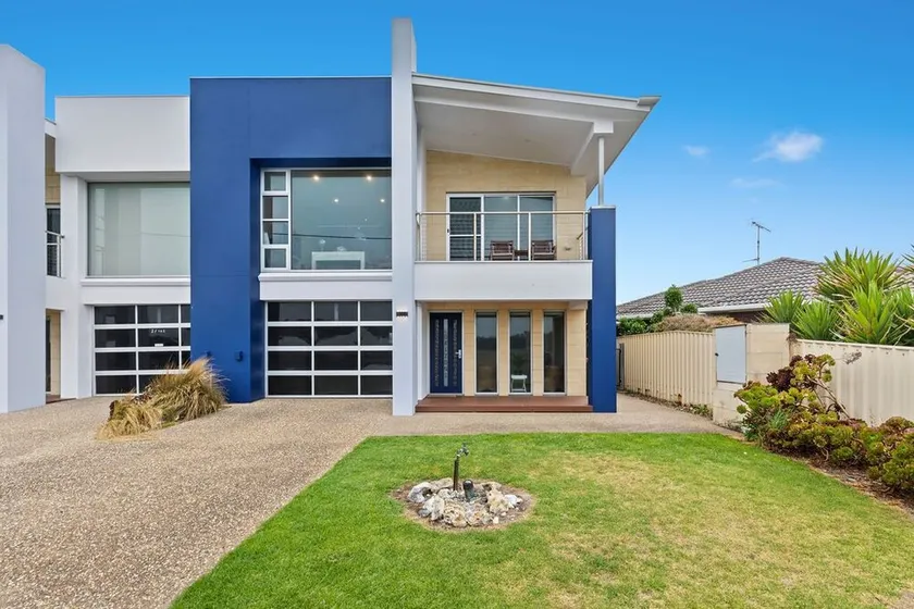 HORIZONS part of BLUE FIN HOLIDAY HOMES - Ocean Views, Free Wi-Fi & Pet Friendly - Image 1