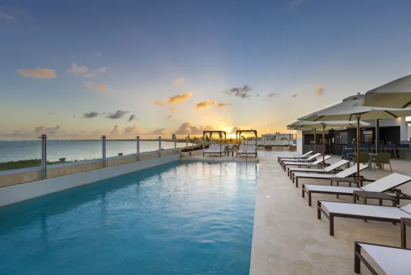 Residence Inn by Marriott Cancun Hotel Zone - Image 1