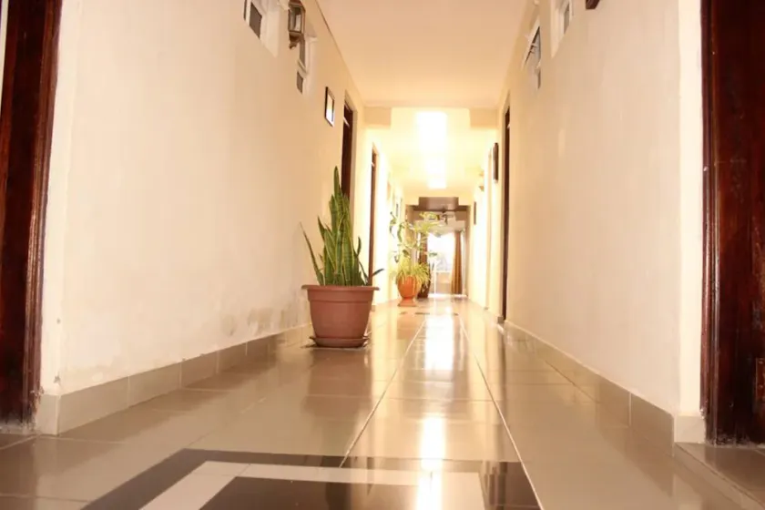 Shammah Hotel - Image 1