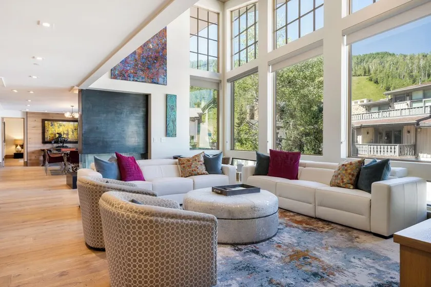 Red Lion Penthouse - Image 1