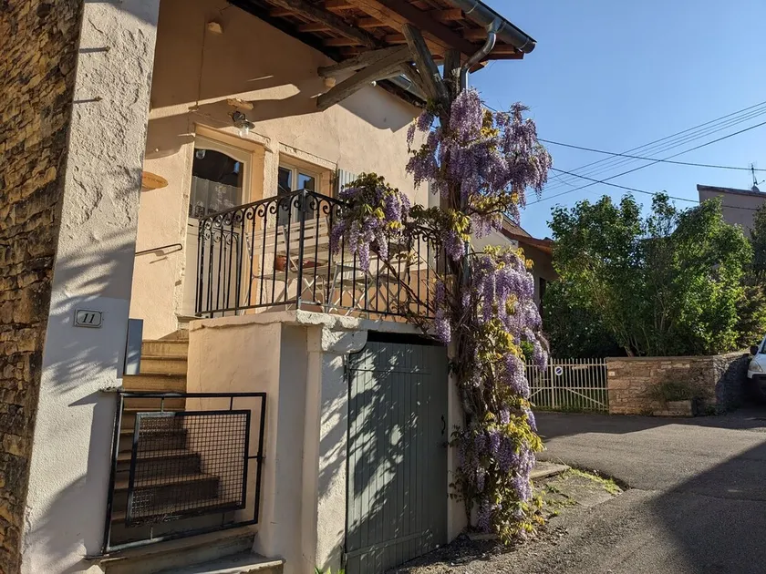 La Terrasse - Ancienne Maison de Vigneron à St Gengoux - Image 1