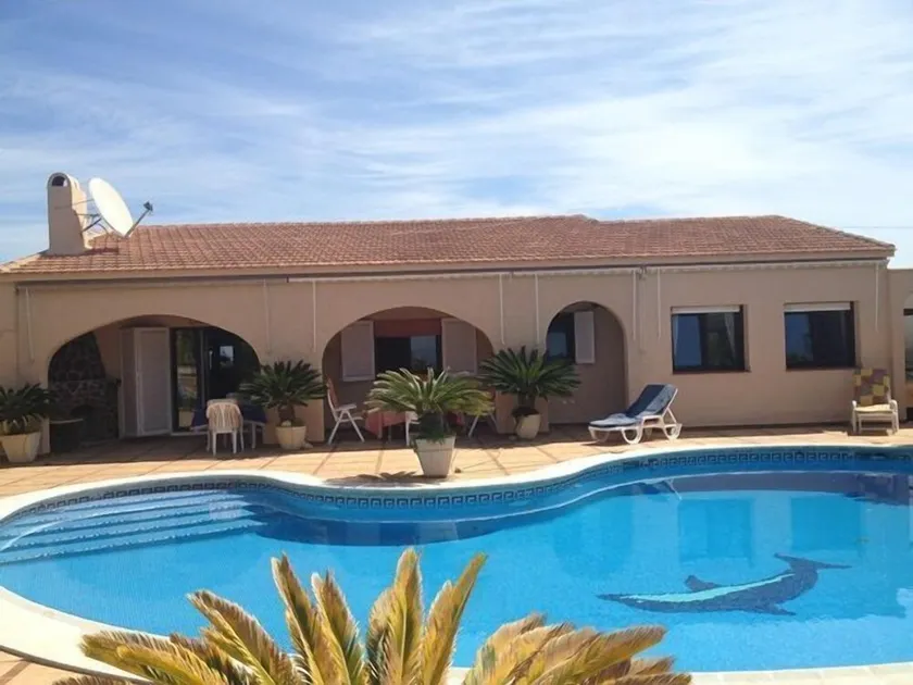 Nice house for 6 people, Dream Pool & Parking & Wifi & Air Conditioning - Image 1