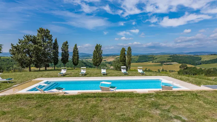 CASALE RASA 20&2, Emma Villas - Image 1