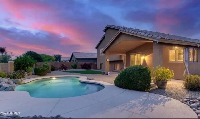 Cave Creek Beauty, Great Location, Spacious Executive Home - HEATED POOL! - Image 1