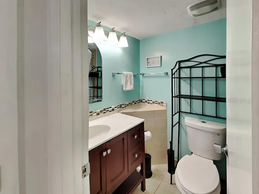 Sunglow Resort 305 - Image 1