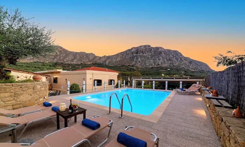 Villa Kera | Heated Pool - Image 1