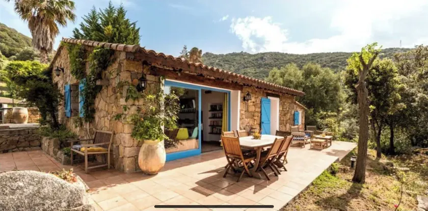 Private villa with swimming pool and jacuzzi overlooking the Gulf of Valinco - Image 1