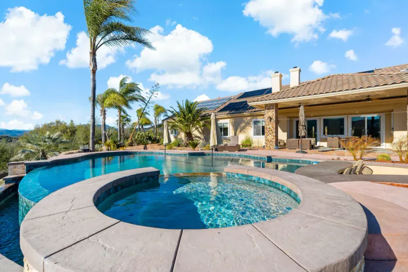 Rancho Agave Azul: Reconnect, Recharge & Experience w/ Spa, Fireplace & Views - Image 1