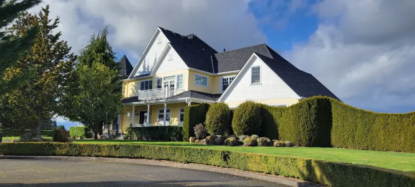 Grand Chateau sur 20 acres vignoble minutes de Portland Oregon - Image 1