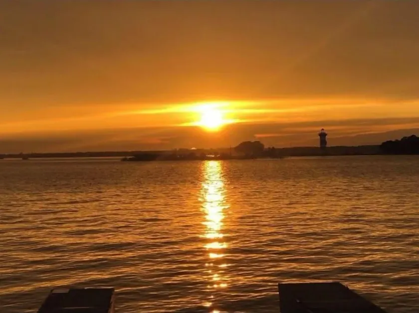 Sunset Paradise - Image 1