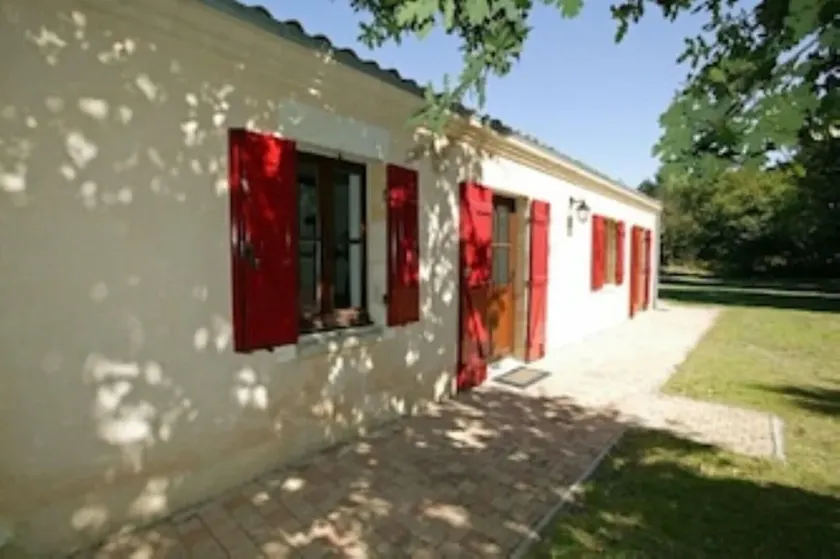 Lovely rural house at Carcans close to lakes and surfing beaches - Image 1