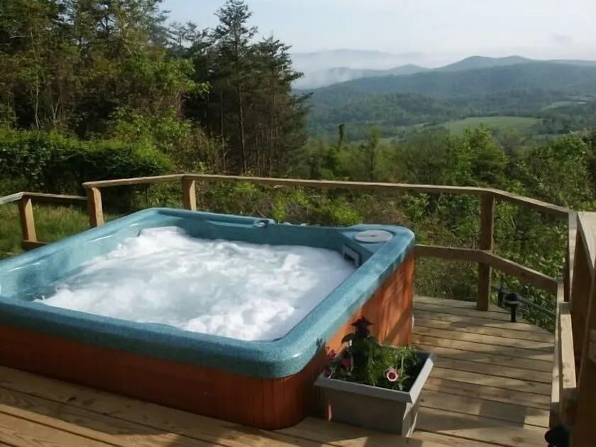 Spektakuläre Aussichten * Schwimmbad * Whirlpool, * Echte Kaminfeuer *, Mountain Getaway - Image 1