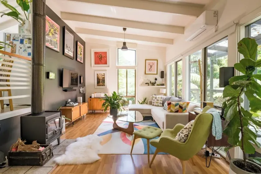 Tranquil House in the Foothill of the Dandy Ranges - Image 1