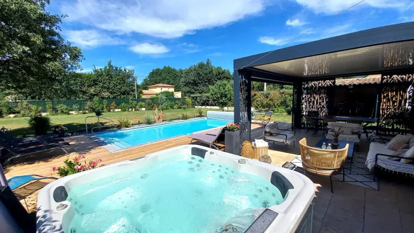 Villa CEZARI: air conditioning, pool, spa, massages, movie theater, billiards - Image 1