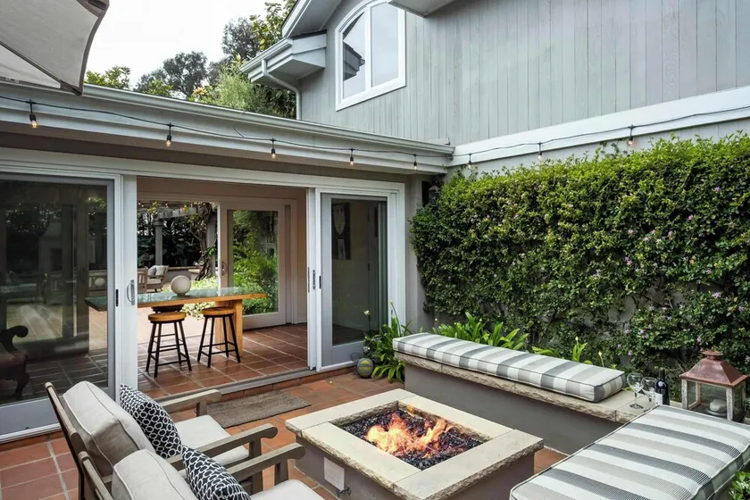 Majestic Montecito - Luxurious Getaway & Hot Tub - Image 1
