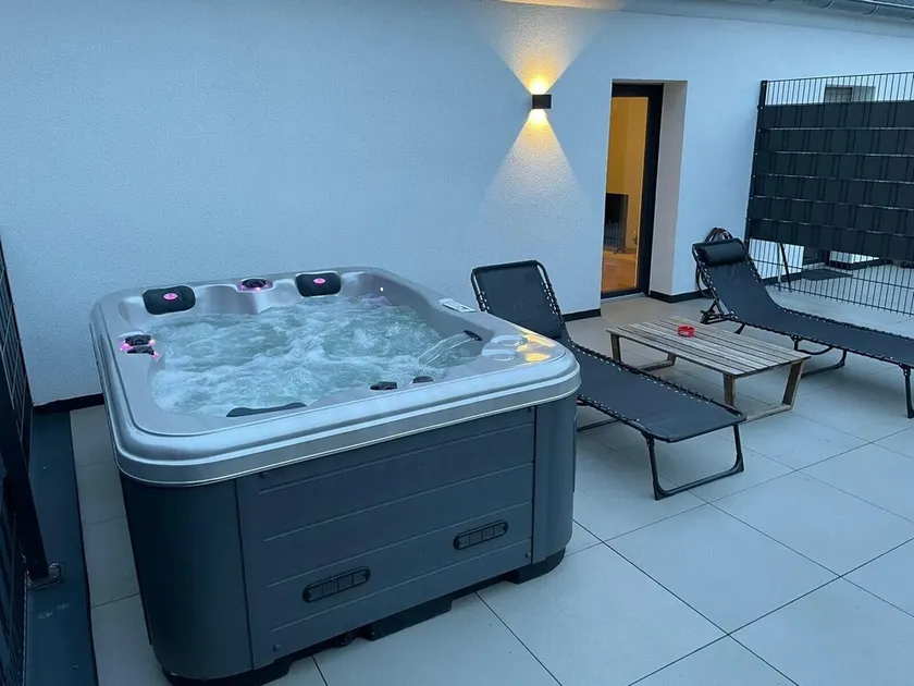 Appartamento \"Mit Jacuzzi Enschede 10 km\" con Wi-Fi - Image 1