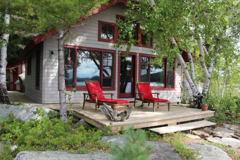 Private Island ruhig auf unberührten Tupper Lake. - Image 1