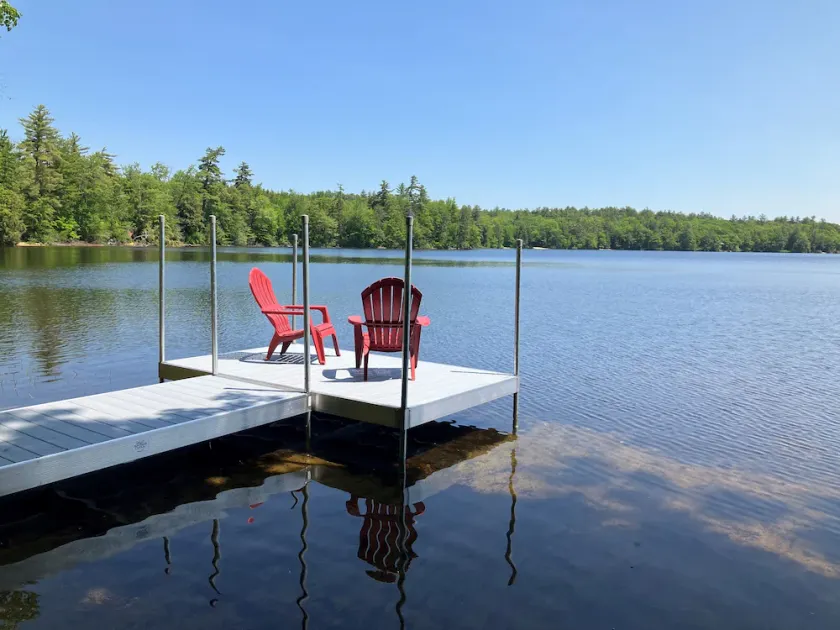 Waterfront House på Big Pea Pond med Lakeside Deck, kajakker og kano - Image 1