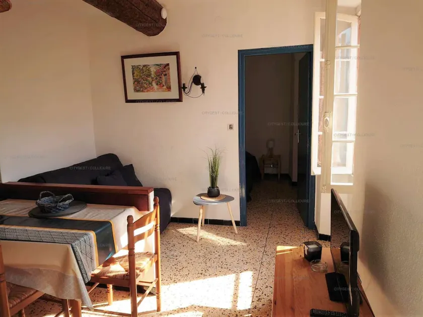 5COMA2 - Apartment with harbor view - Image 1