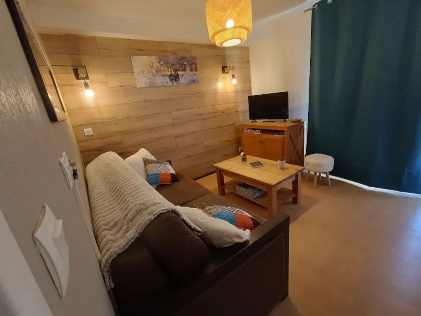 Apartment 4/5 people - Image 1