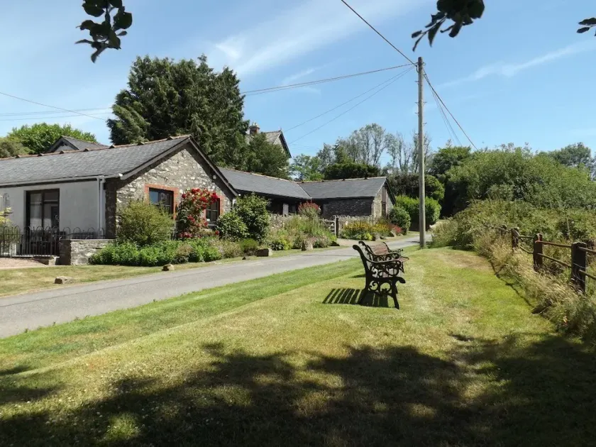 Dairy Cottage Dulverton - Image 1