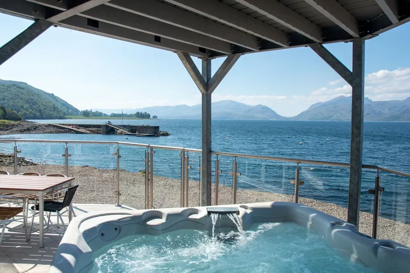 Beach House 5 med badtunna - Image 1