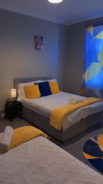 Cozy 2-Bedroom Apartment in Tyne and Wear - Image 1