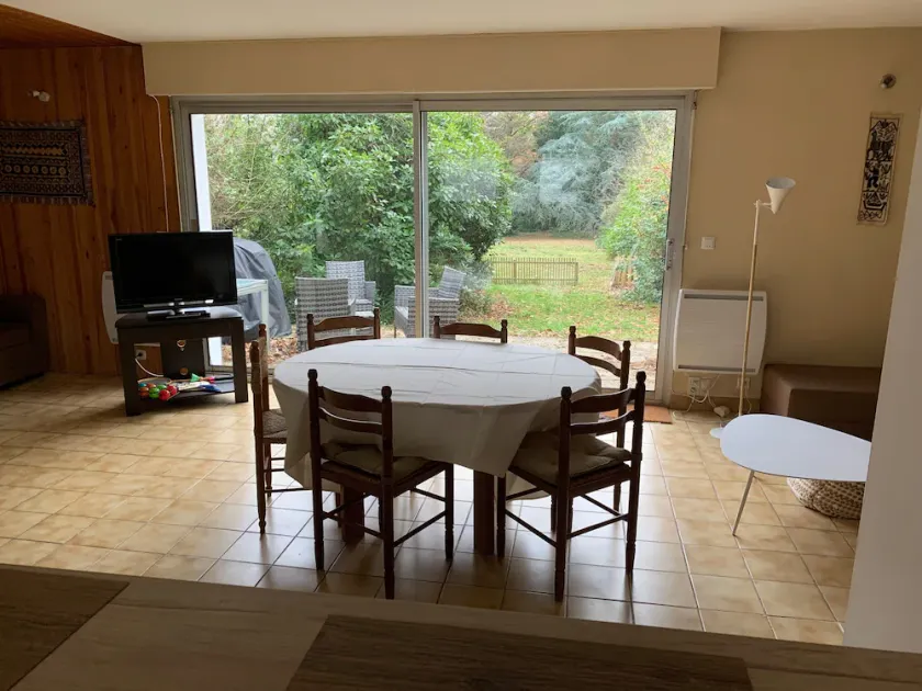 House 6 people with garden 3.5 km from the beaches - Image 1