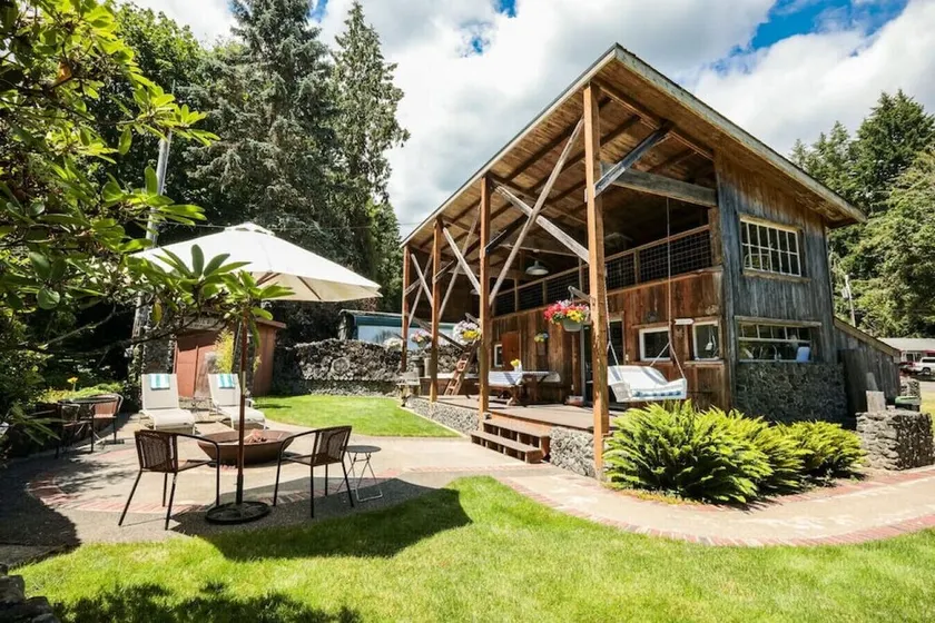 Your next outdoor oasis - Image 1
