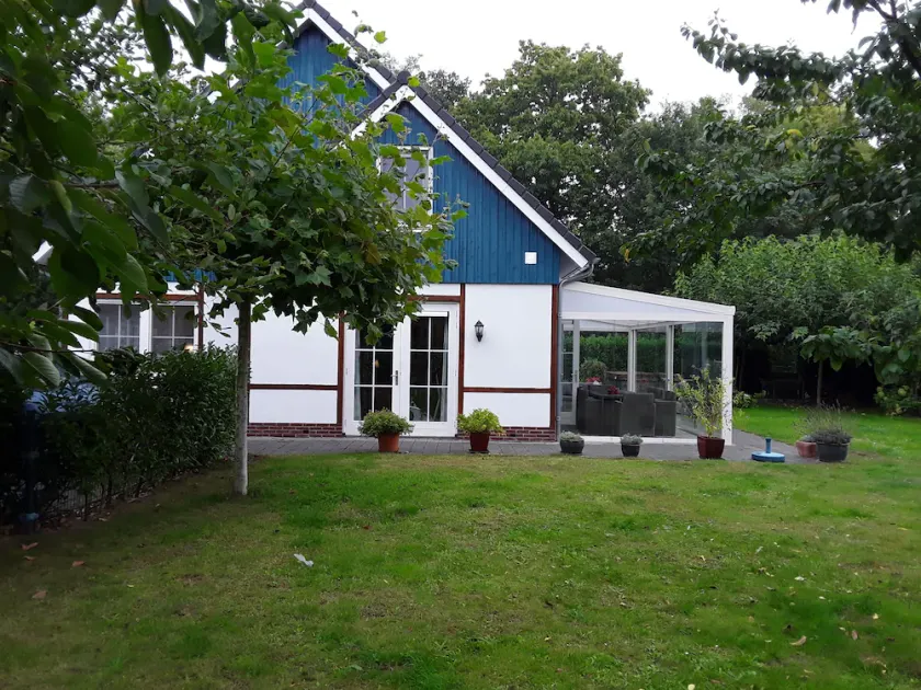 Rymlig semestervilla för 13 personer - ditt husdjur är också välkommen! - Image 1