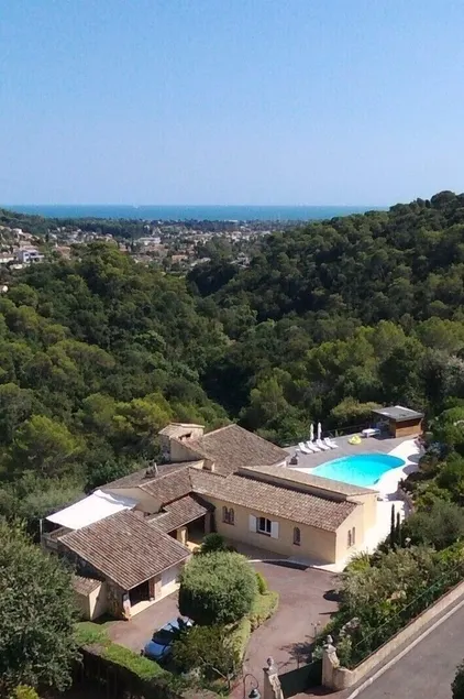 Villa The Crossbow, silêncio e vistas deslumbrantes sobre o mar - Image 1