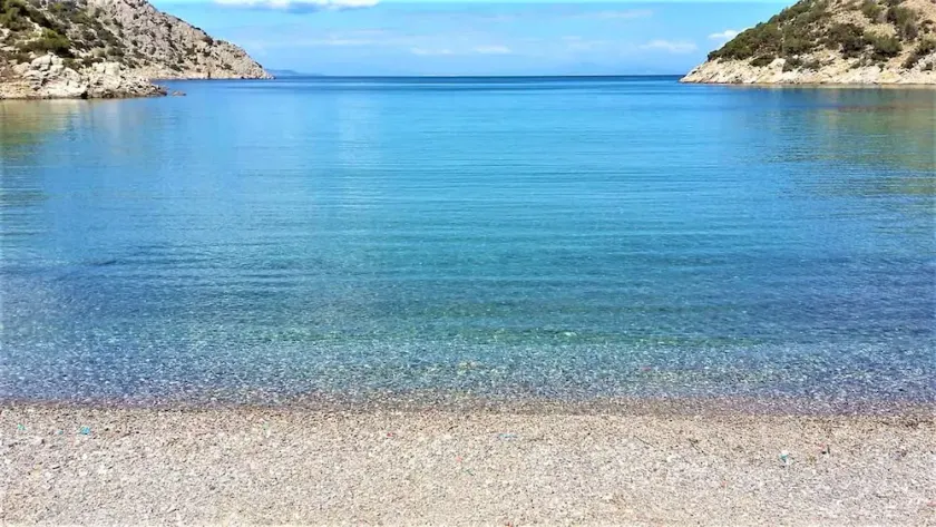 Private Beachfront House Irene Mare, Serene Views - Image 1