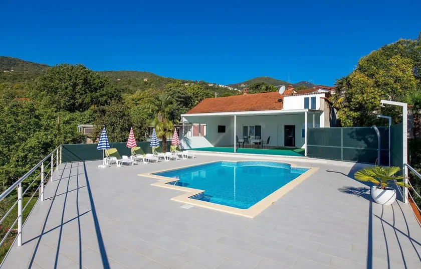 Beautiful Home In Ika - Image 1