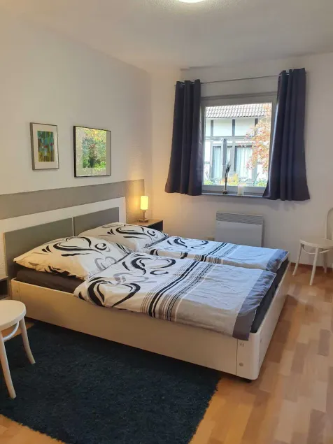 Large, cozy vacation apartment - for tourist purposes only - Image 1