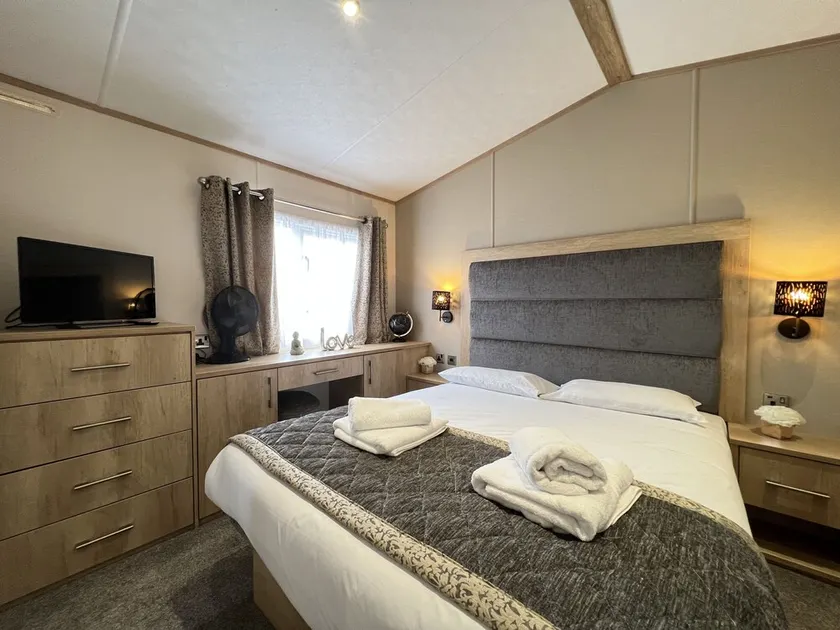 Stewarts Resort Lodge 39 - Image 1