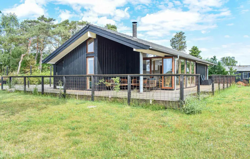 3 Bedroom Stunning Home In Græsted - Image 1