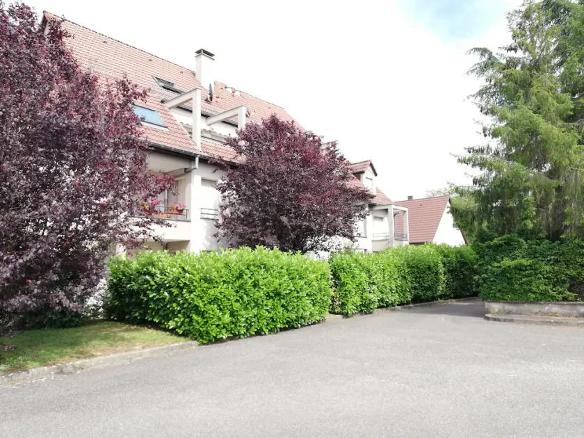 Duplex apartment on the ground floor with terrace facing south - Image 1