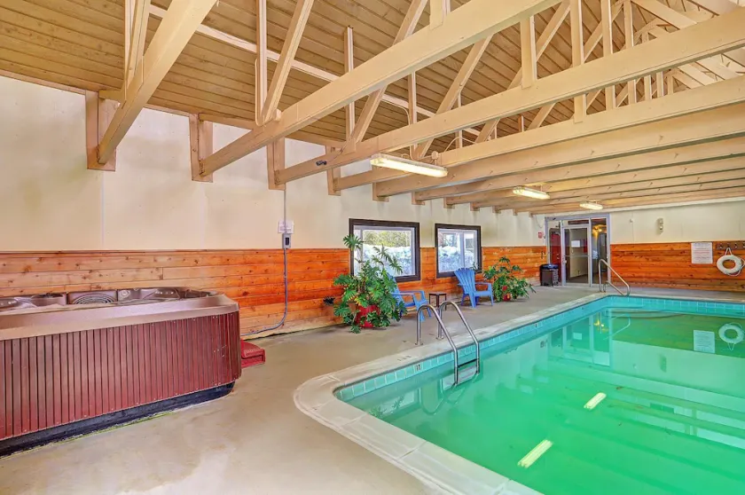 Ski & Racquet Club B-106 Condo - Image 1
