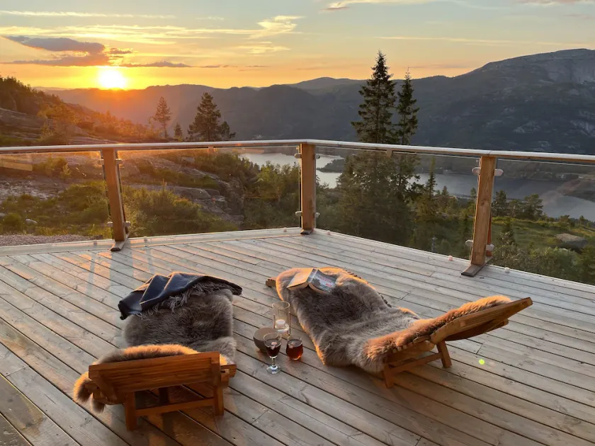 Vacation home Trollebo - unobstructed view - mountain panorama - ski slope - hiking - Image 1