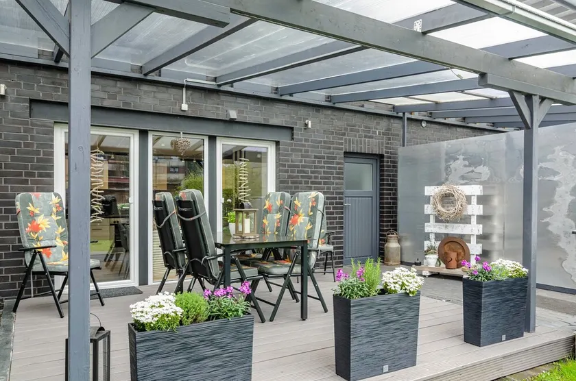 Holiday Apartment \"Femeer 01\" with Private Terrace and Wi-Fi - Image 1