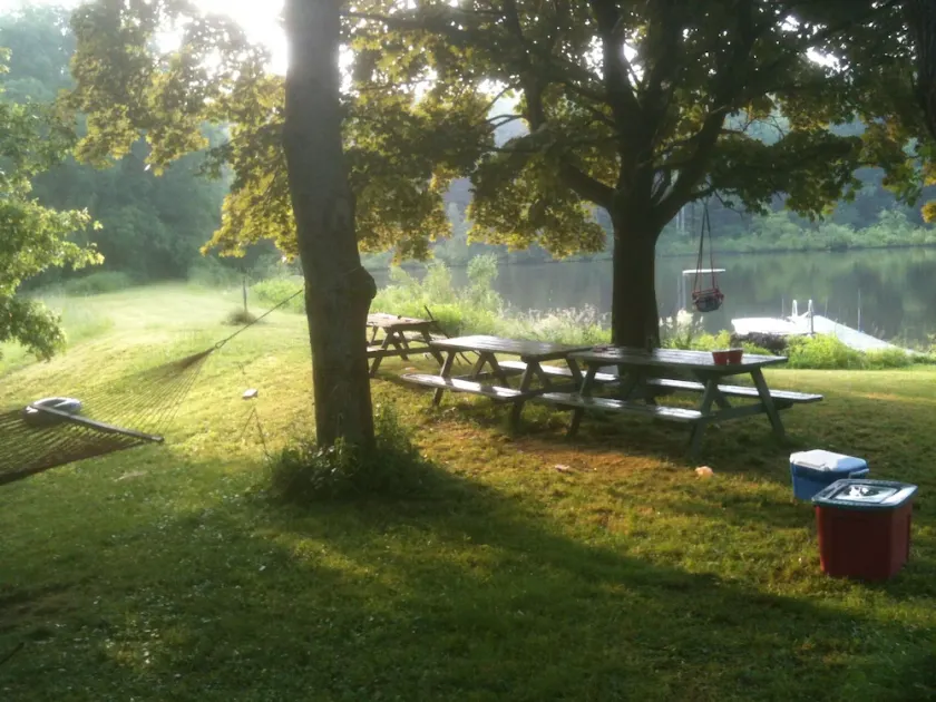 Your country getaway with trails and a pond - Image 1